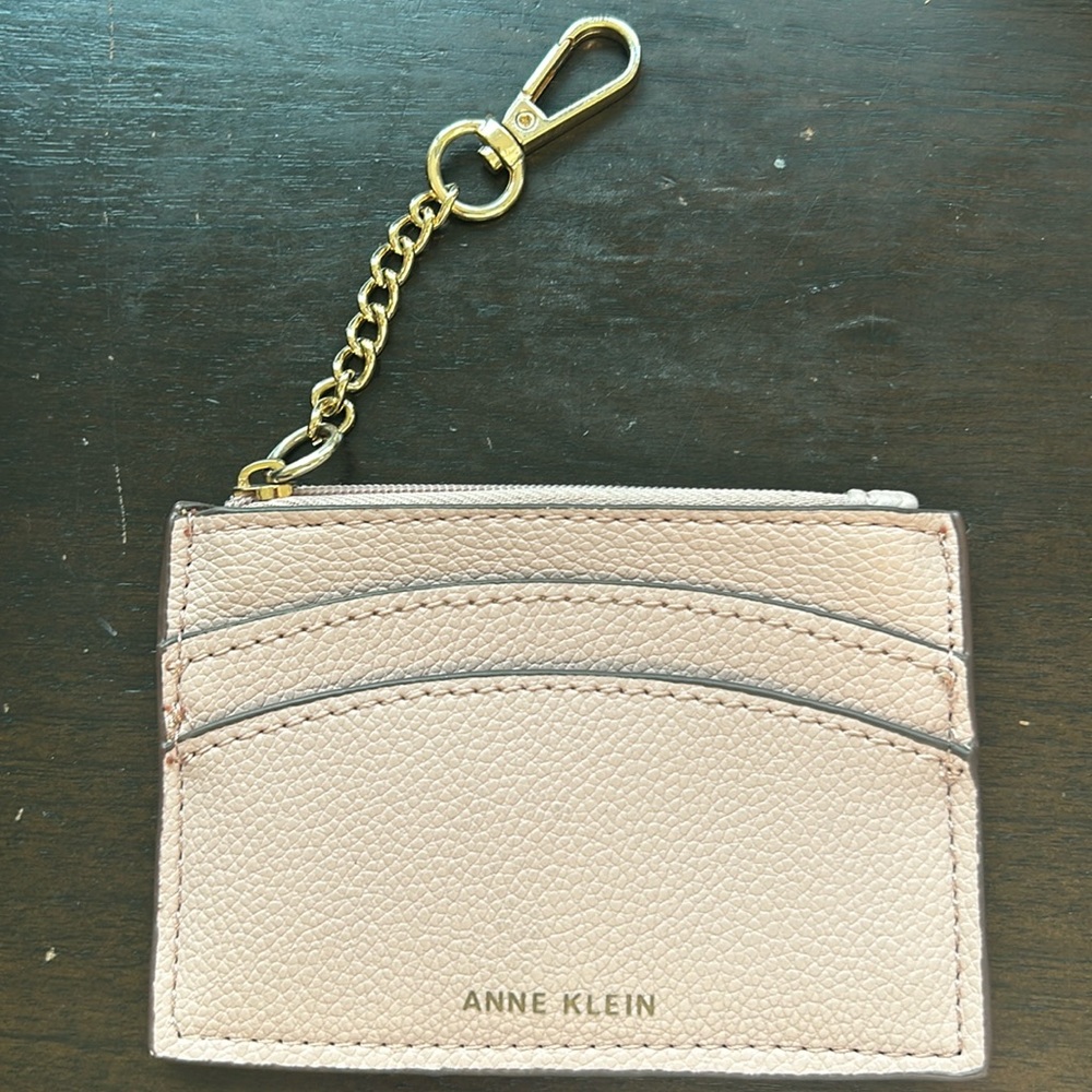 NWOT Anne Klein Blush Pink Zippered card case
